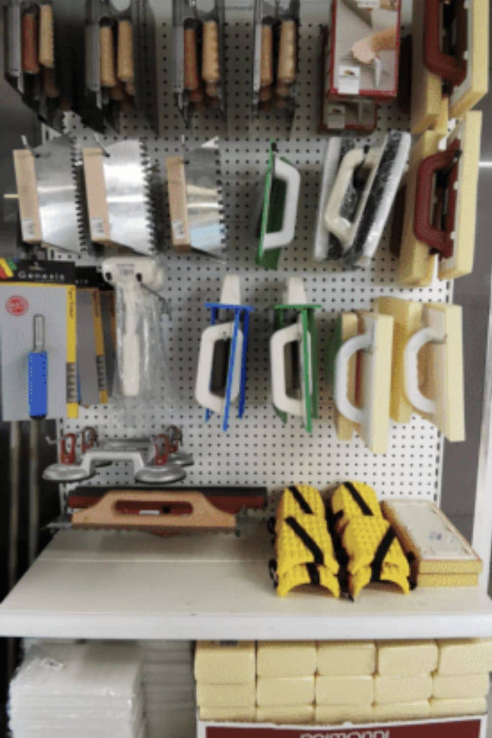 Accessoires et produits pour la pose et l’entretien de carrelage chez Cera’Style (1000 x 1500 px) Pose et entretien | Cera'Mix